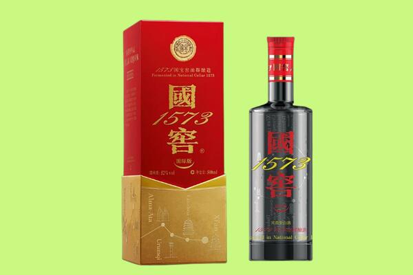 甘孜州丹巴回收国窖1573.jpg